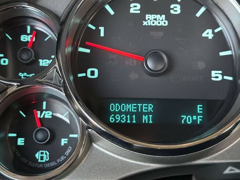 Used 2014 Chevrolet Silverado 3500 LT w/ Interior Plus Package AWD/4WD image 13