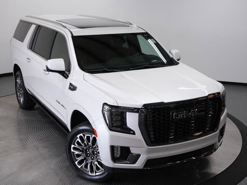 Used 2024 GMC Yukon XL Denali Ultimate AWD/4WD image 54