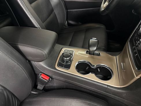 Used 2014 Jeep Grand Cherokee Limited AWD/4WD image 36