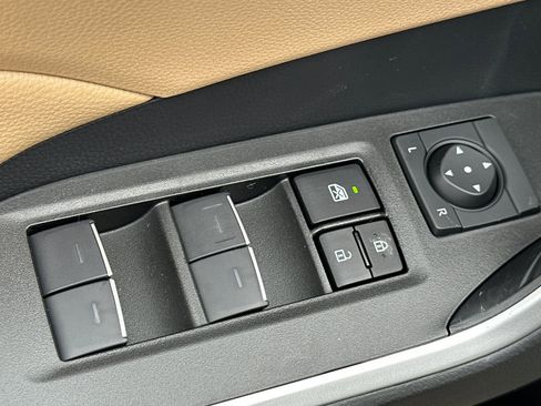 New 2025 Toyota RAV4 XLE image 12