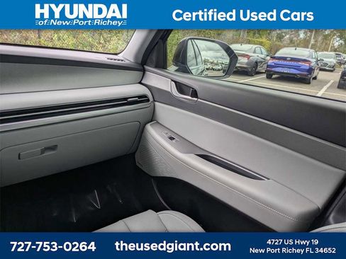 Used 2024 Hyundai Palisade SEL w/ Premium Package image 22
