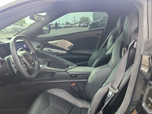 Used 2023 Chevrolet Corvette Stingray Premium Cpe w/ Z51 Performance Package RWD image 13