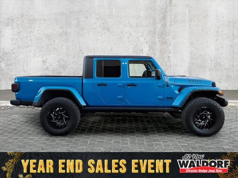 Used 2022 Jeep Gladiator Willys image 2