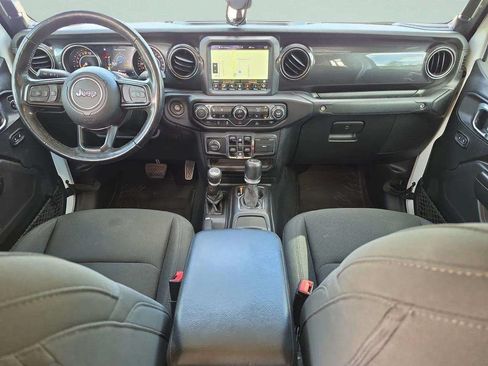 Used 2020 Jeep Gladiator Sport AWD/4WD image 16