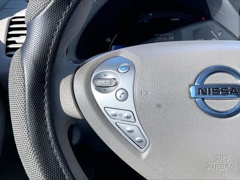 Used 2011 Nissan Leaf w/ Protection Pkg image 24