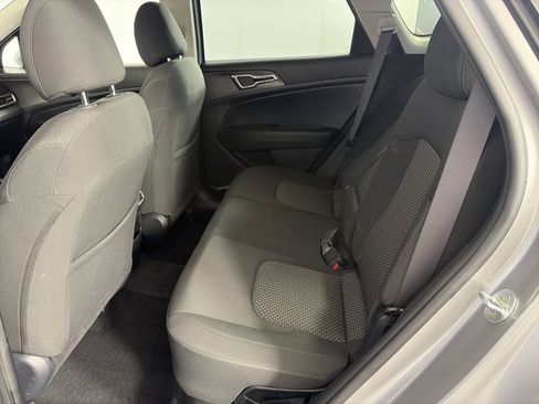 Certified 2023 Kia Sportage LX AWD/4WD image 7