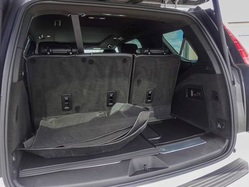 Used 2024 Cadillac Escalade Premium Luxury w/ LPO, Floor Liner Package AWD/4WD image 26