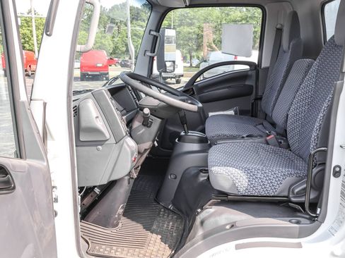 New 2025 Chevrolet Low Cab Forward 5500XG RWD image 5