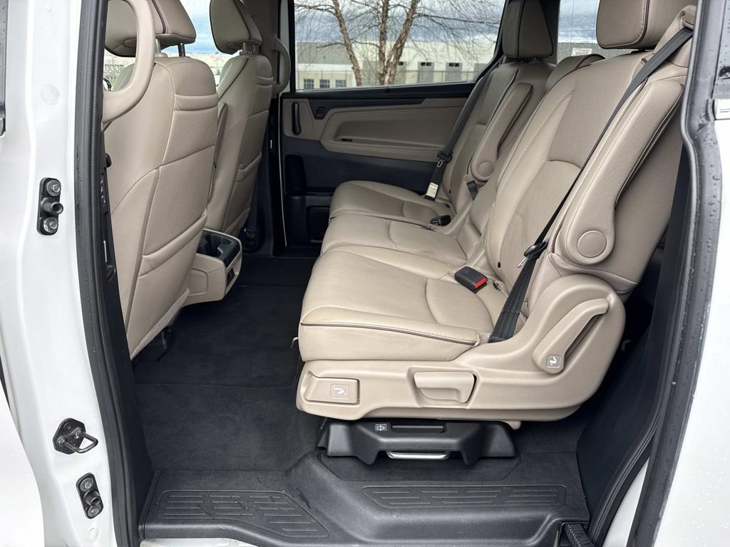 Used 2023 Honda Odyssey Elite image 23