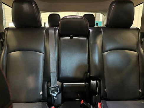 Used 2019 Dodge Journey GT AWD/4WD image 30