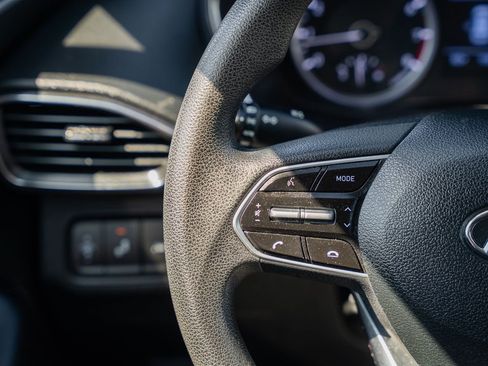 Used 2019 Hyundai Santa Fe SE FWD image 26