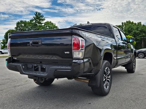 Used 2020 Toyota Tacoma TRD Sport w/ Technology Package AWD/4WD image 6