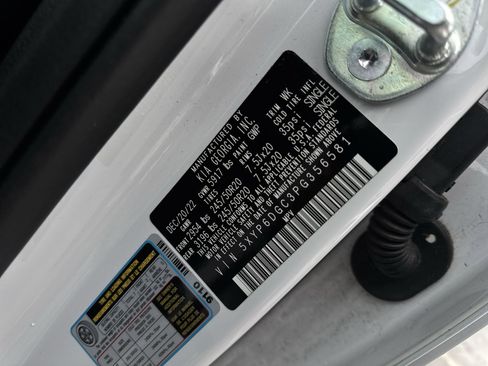 Used 2023 Kia Telluride S w/ S Sunroof Package image 35