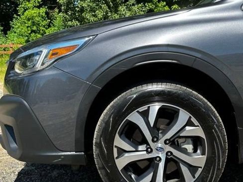 Used 2020 Subaru Outback Limited AWD/4WD image 9