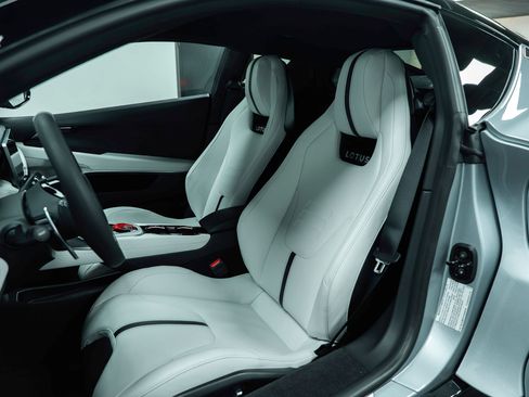 New 2026 Lotus Emira SE RWD image 20