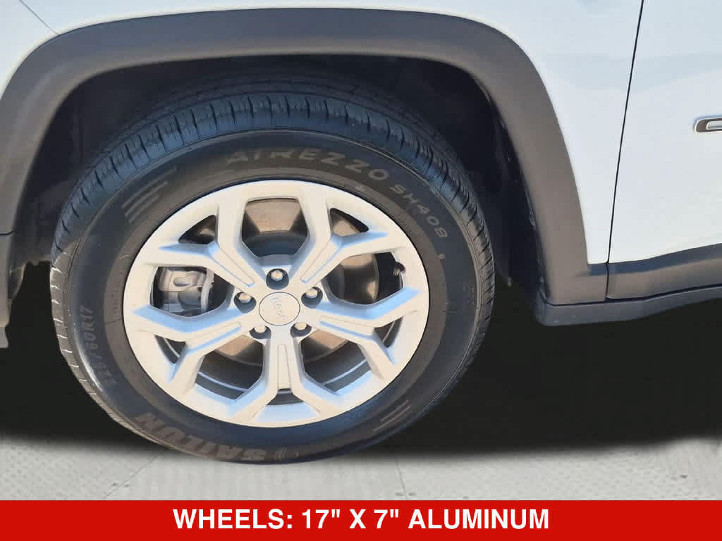 Used 2024 Jeep Compass Latitude AWD/4WD image 13