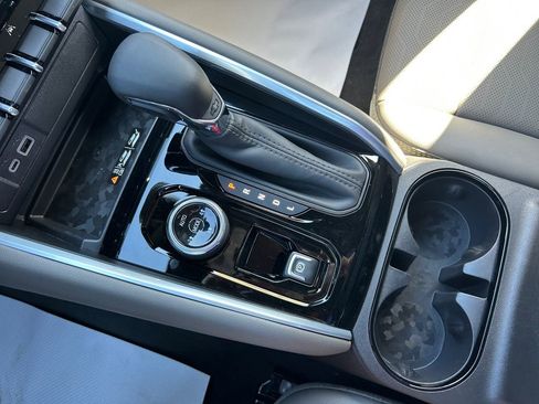 Used 2026 Chevrolet Colorado ZR2 image 24