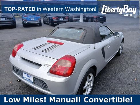 Used 2000 Toyota MR2 image 7
