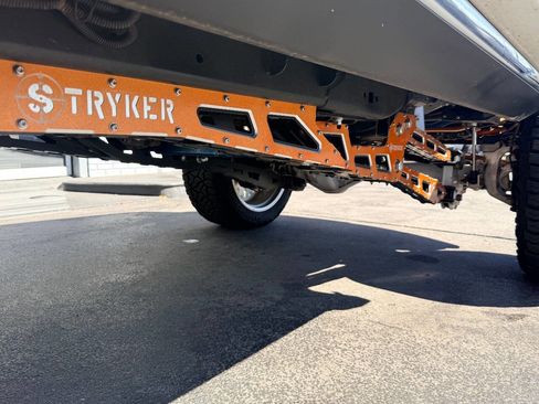 Used 2017 Ford F350 Platinum w/ Platinum Ultimate Package image 17