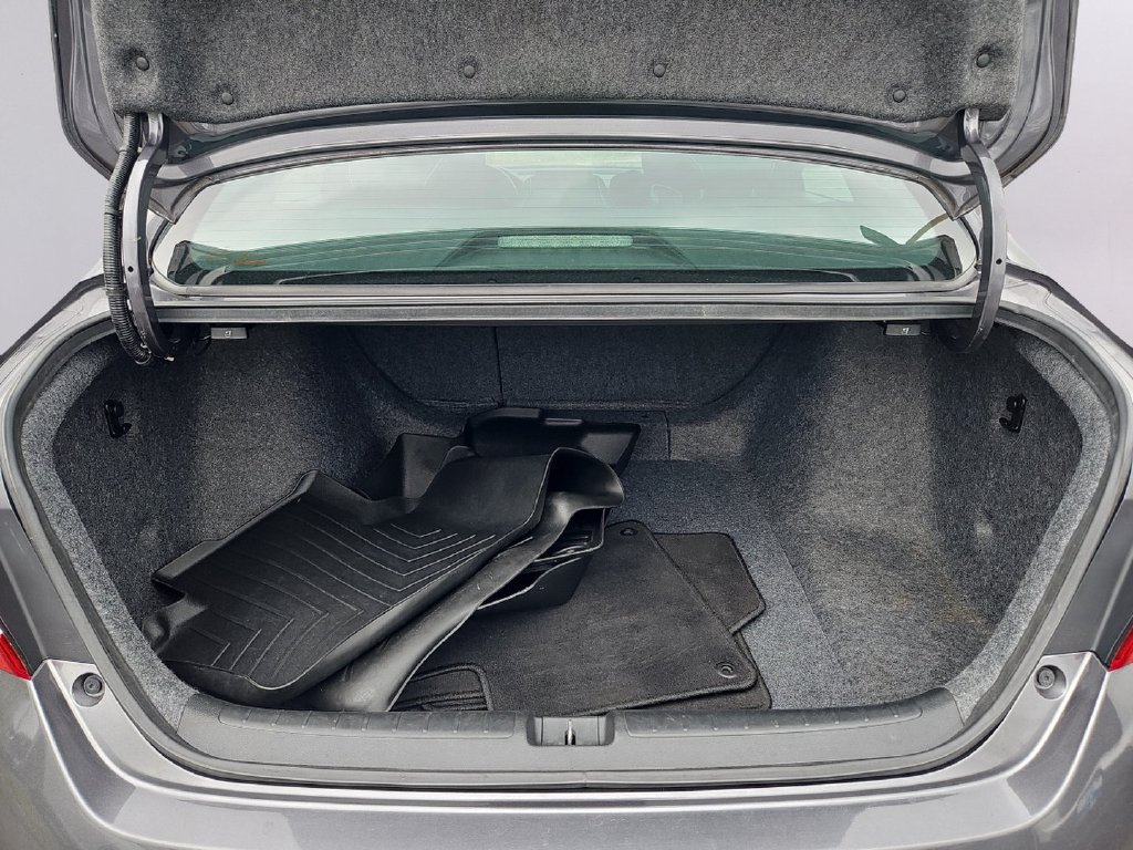 Used 2018 Honda Accord Sport image 25