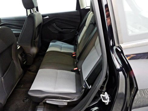 Used 2017 Ford C-MAX SE image 10