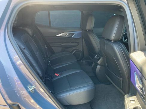 Used 2025 Chevrolet Equinox EV LT FWD image 11