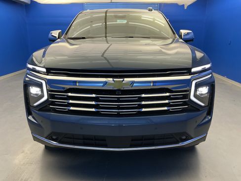 New 2026 Chevrolet Tahoe Premier w/ Sun And Tow Package AWD/4WD image 3