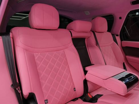 Used 2025 Land Rover Range Rover SE image 27