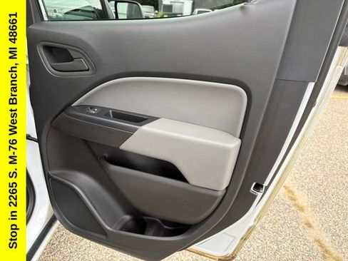 Used 2022 Chevrolet Colorado W/T RWD image 19
