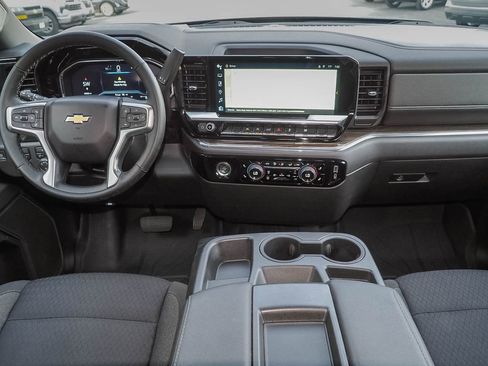 Used 2023 Chevrolet Silverado 1500 LT AWD/4WD image 11
