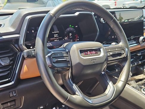 Used 2025 GMC Canyon AT4 AWD/4WD image 11