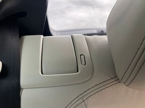 Used 2025 MAZDA CX-5 AWD 2.5 S w/ Preferred Package image 19