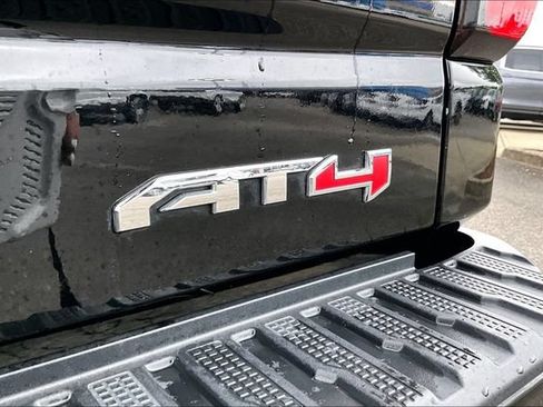 Used 2024 GMC Sierra 1500 AT4 w/ Technology Package AWD/4WD image 21