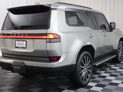 Used 2024 Lexus GX 550 w/ Accessory Package (Z1) image 17