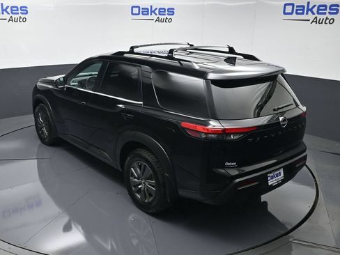 Used 2022 Nissan Pathfinder SV w/ SV Black Package FWD image 50