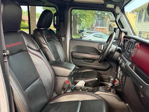 Used 2018 Jeep Wrangler Unlimited Rubicon AWD/4WD image 9