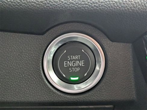 New 2026 Chevrolet Traverse LT w/ Sun and Wheel Package image 23