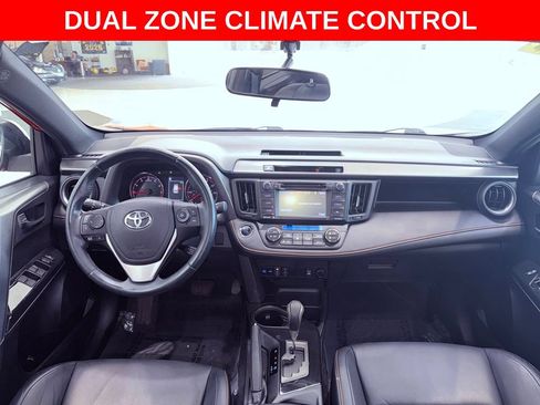 Used 2016 Toyota RAV4 SE FWD image 8