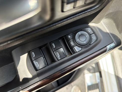 Used 2021 GMC Sierra 2500 SLT AWD/4WD image 17