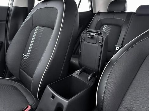 New 2026 Hyundai Venue SEL FWD image 18