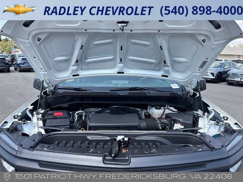 Certified 2025 Chevrolet Silverado 1500 W/T RWD image 12