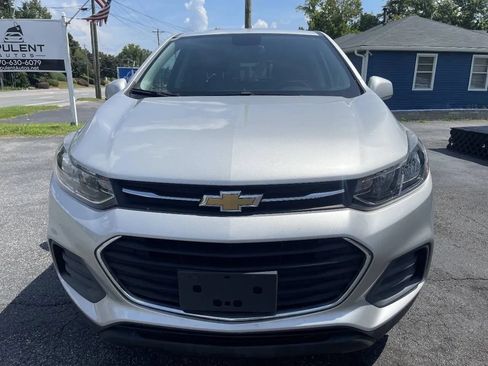 Used 2021 Chevrolet Trax LS w/ Tint and Cruise Package FWD image 2