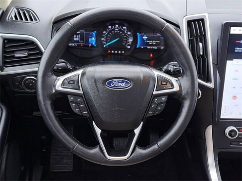 Certified 2022 Ford Edge SEL w/ Convenience Package image 29