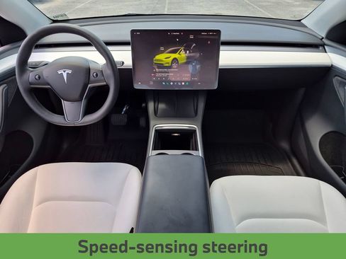 Used 2023 Tesla Model Y Long Range AWD/4WD image 26