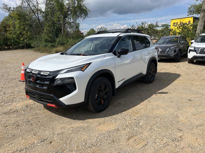 New 2025 Nissan Rogue SV