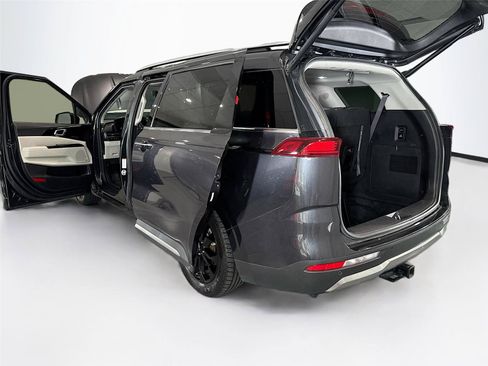 Used 2024 Kia Carnival SX Prestige FWD image 47