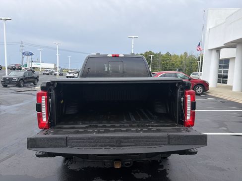 Used 2023 Ford F250 Lariat w/ Lariat Ultimate Package AWD/4WD image 16