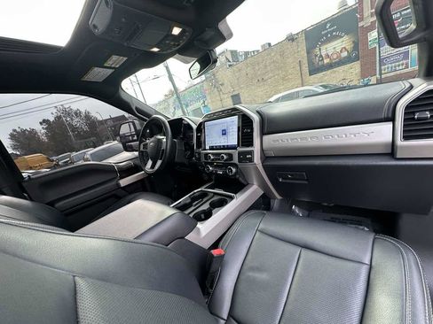 Used 2022 Ford F250 Lariat w/ Lariat Ultimate Package image 27