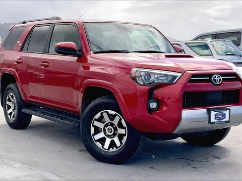 Used 2024 Toyota 4Runner TRD Off-Road AWD/4WD image 21