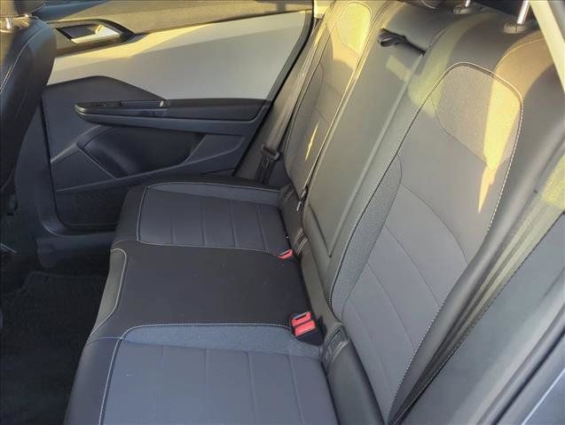 Used 2023 Volkswagen Taos SE FWD image 22